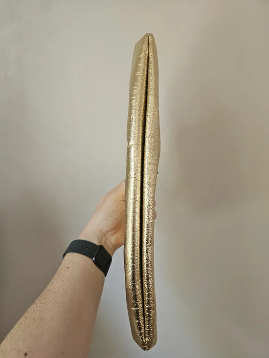 Vintage Gold Metallic Ruched Women's Clutch - Picture 9 of 11